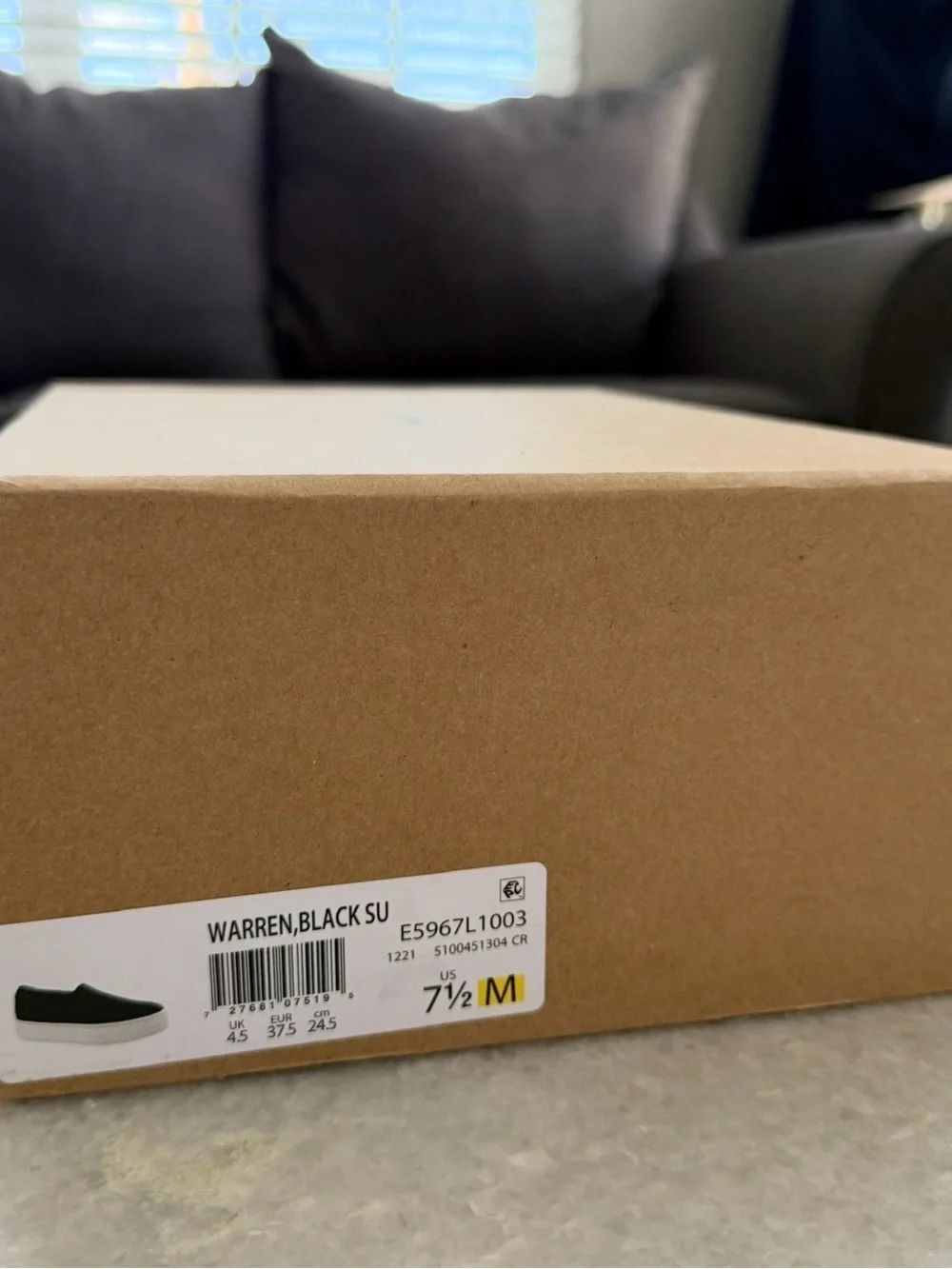 VINCE: Womens Black Slip-On Warren Suede Platform Sneakers - like new with box - Picture 7 of 7
